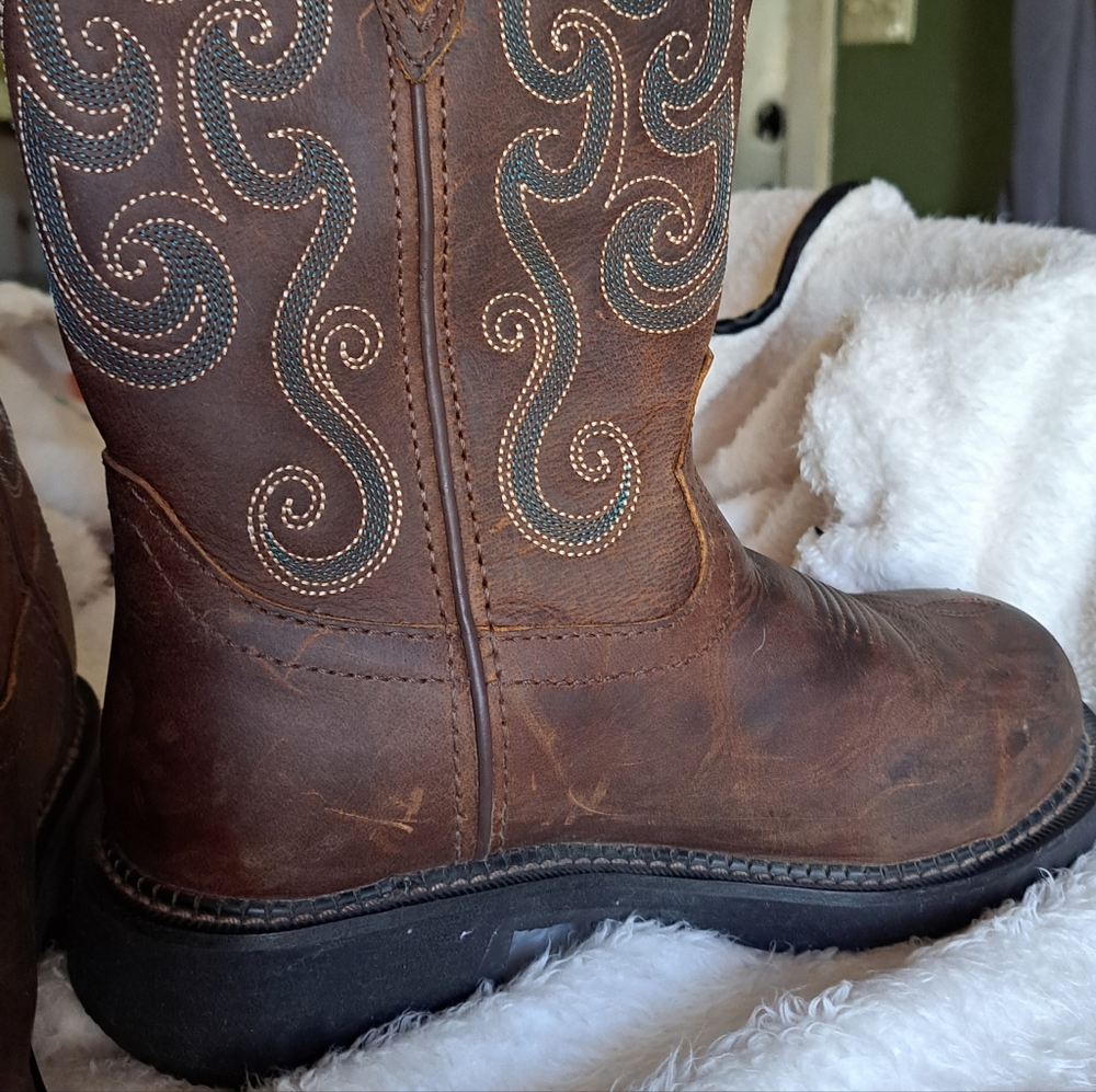 Justin leather boots